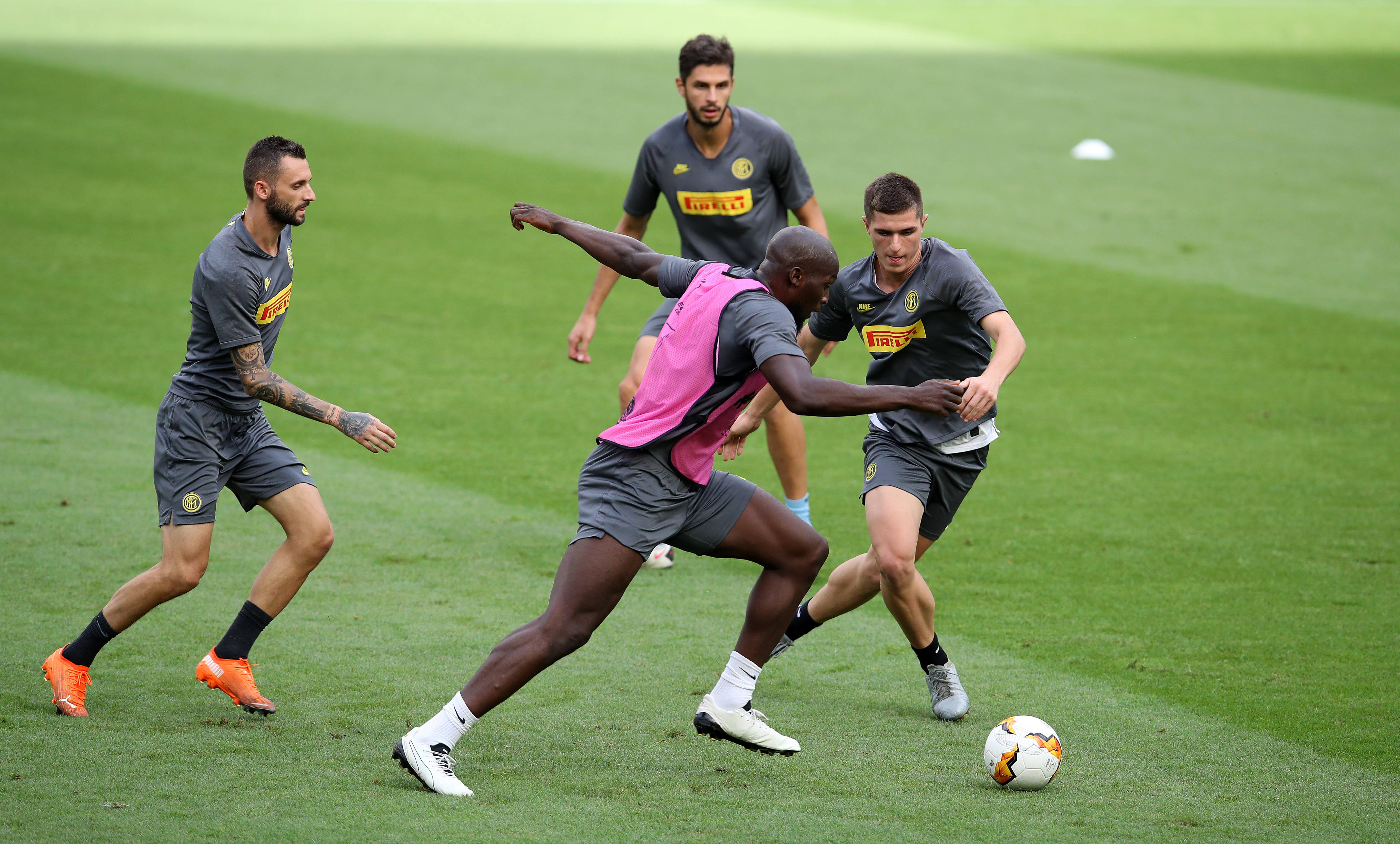 球员们在欧国联赛中展现出色的技术和体力有哪些