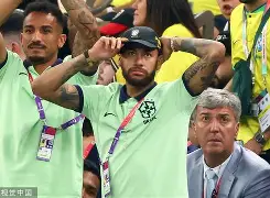 内马尔在巴黎圣日耳曼的表现